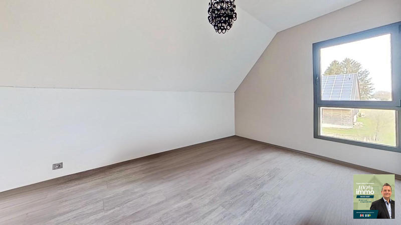 Maison - 152 m² - 6 pièces