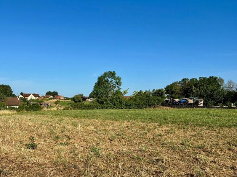 Terrain constructible - 661 m²