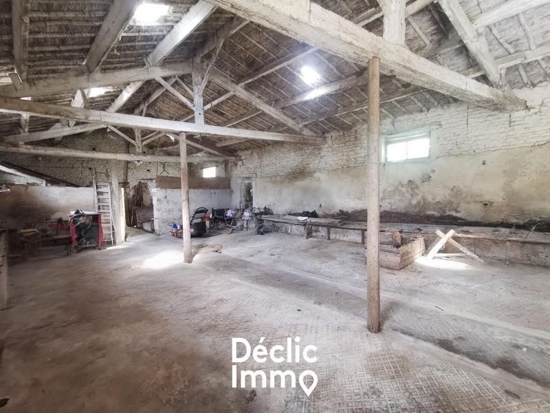 Grange - 142 m² - 1 pièce