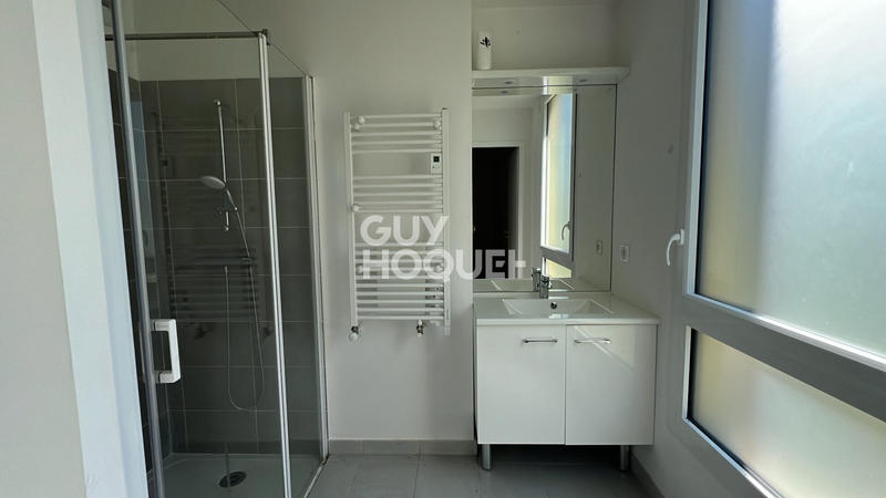 Appartement - 98 m² - 4 pièces