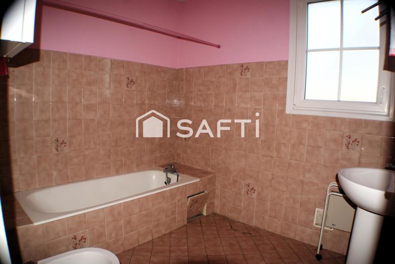 Maison - 91 m² - 5 pièces