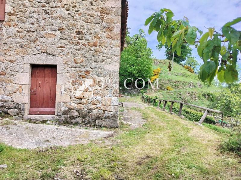 Propriété - 195 m² - 8 pièces