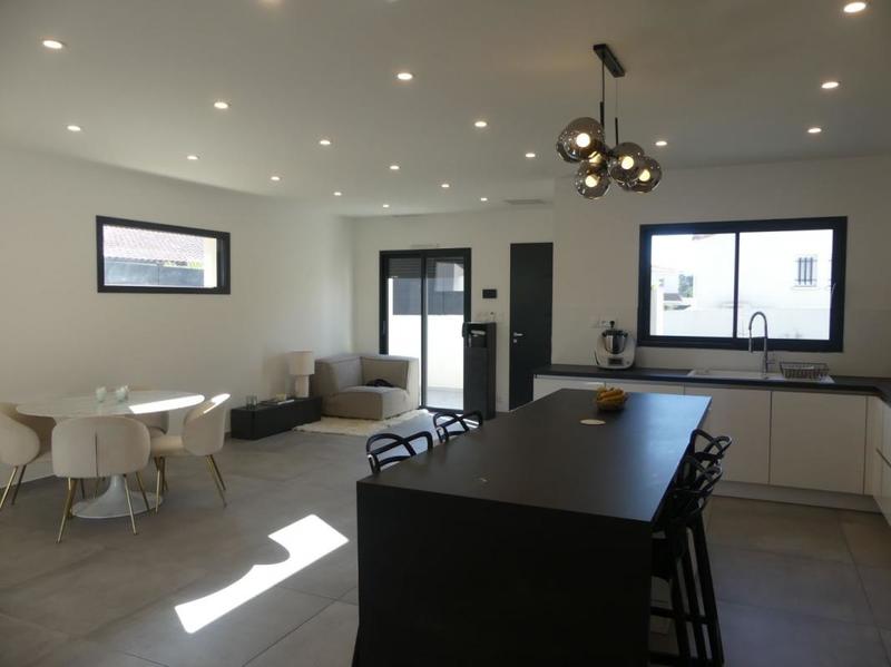 Maison - 105 m² - 4 pièces