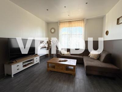 Maison - 141 m² - 5 pièces