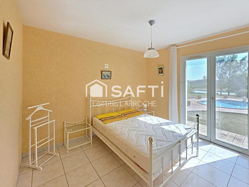 Maison - 102 m² - 4 pièces