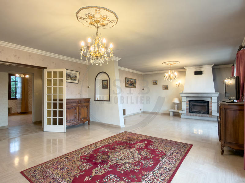 Maison - 155 m² - 6 pièces
