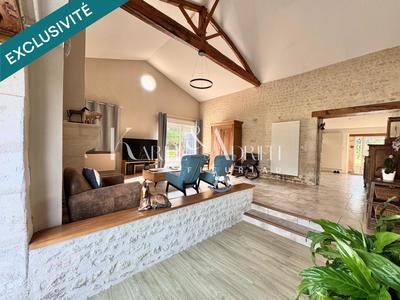 Maison - 216 m² - 7 pièces