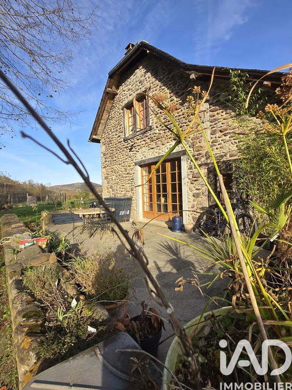 Maison - 130 m² - 4 pièces