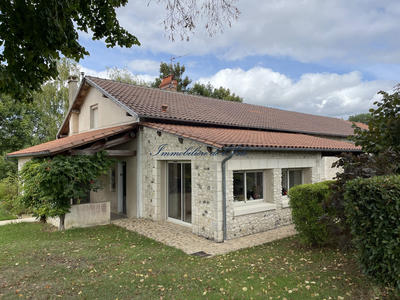Maison - 155 m² - 6 pièces