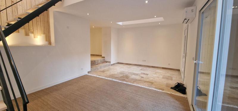 Appartement - 105 m² - 4 pièces