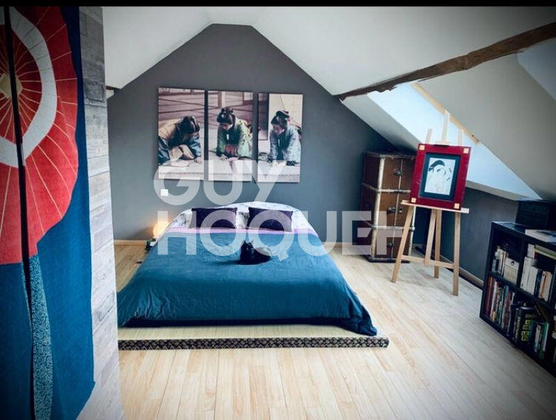 Maison - 185 m² - 8 pièces