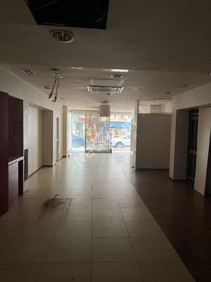 Local commercial - 116 m²