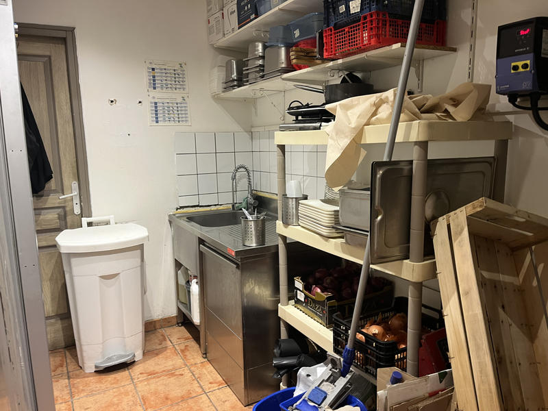 Fonds de commerce - Magasins - 63 m²