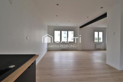 Maison - 78 m² - 4 pièces