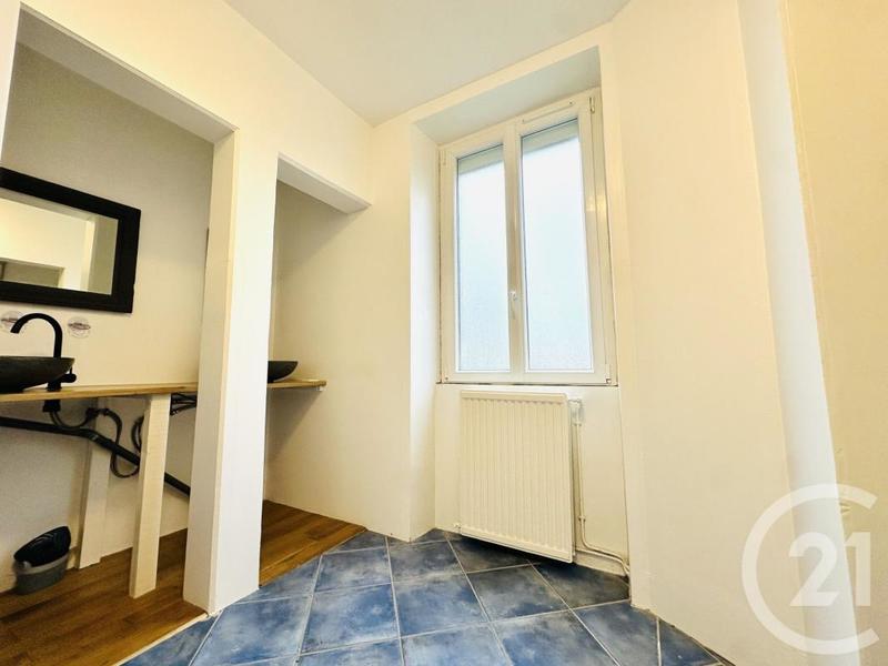 Maison - 178 m² - 7 pièces