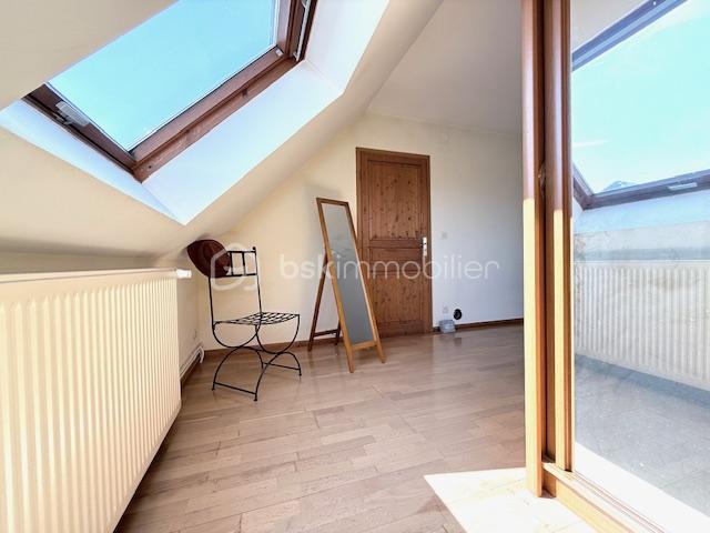 Maison traditionnelle - 105 m² - 4 pièces