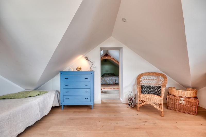 Maison - 246 m² - 6 pièces