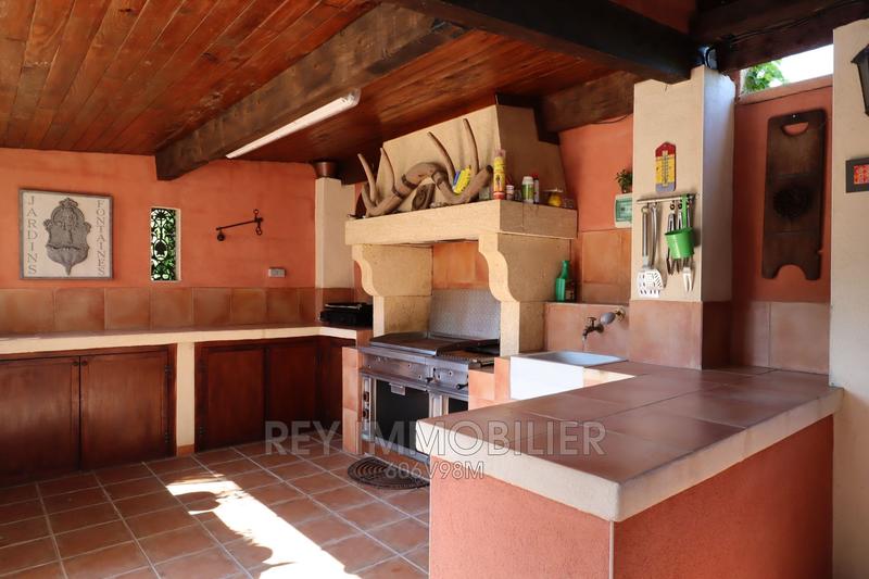 Villa - 292 m² - 12 pièces