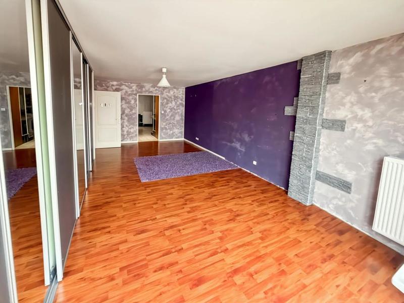 Maison de village - 257 m² - 11 pièces