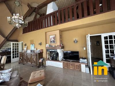 Maison de ville - 160 m² - 6 pièces