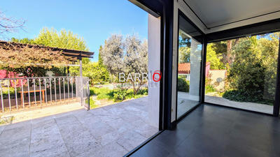 Villa - 170 m² - 4 pièces