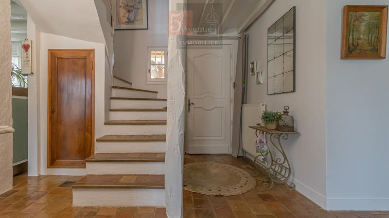 Maison - 188 m² - 7 pièces