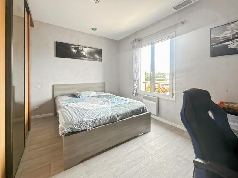 Maison - 195 m² - 7 pièces