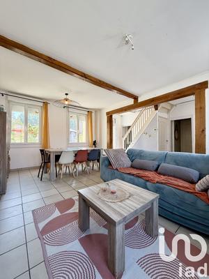Maison - 101 m² - 5 pièces