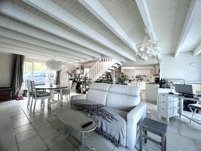 Maison ancienne - 192 m² - 6 pièces