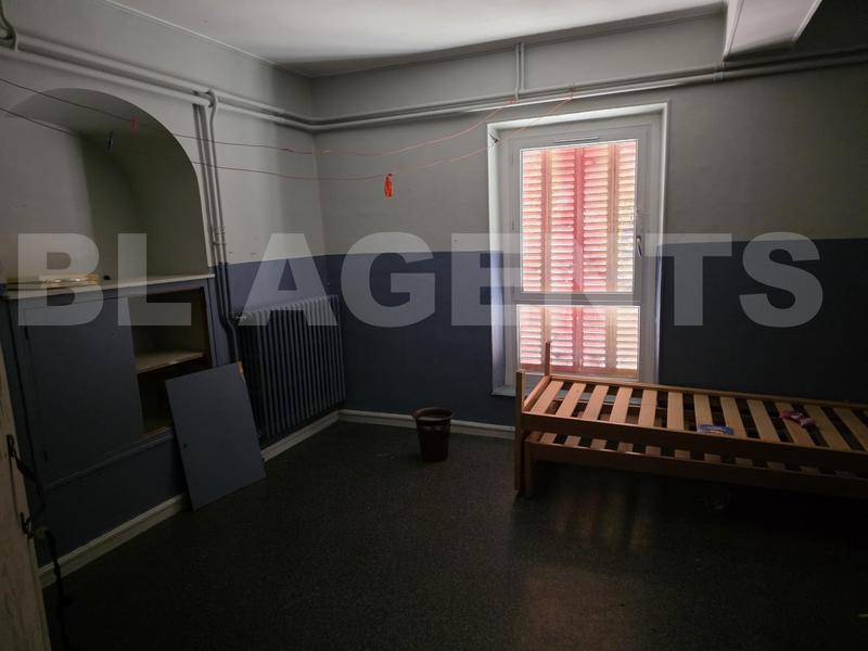 Immeuble - 1 300 m²