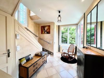 Maison - 105 m² - 6 pièces