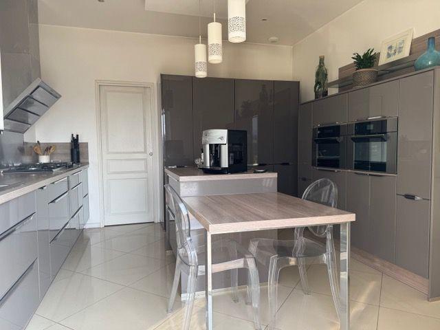 Villa - 164 m² - 4 pièces