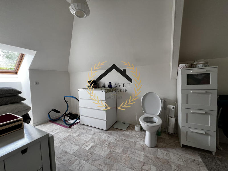 Maison traditionnelle - 139 m² - 5 pièces