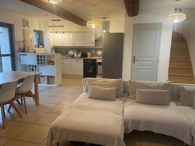 Appartement - 96 m² - 5 pièces