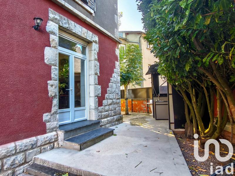 Maison de ville - 226 m² - 6 pièces