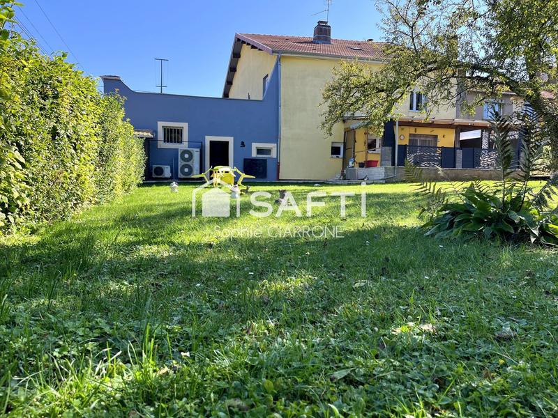 Maison - 240 m² - 7 pièces