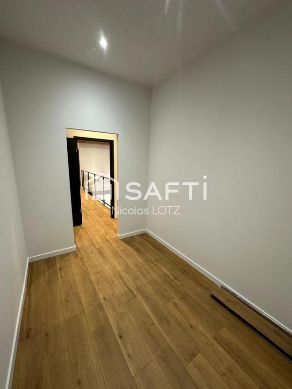 Maison - 187 m² - 6 pièces