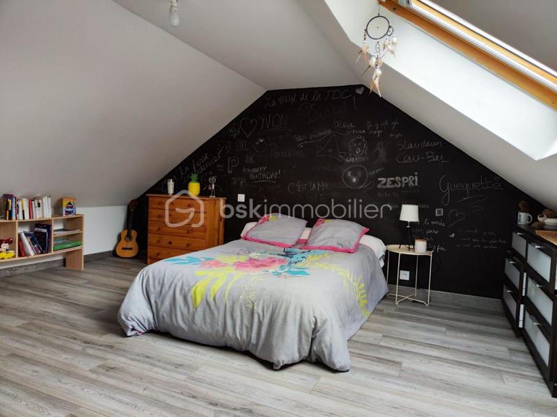 Maison - 141 m² - 7 pièces