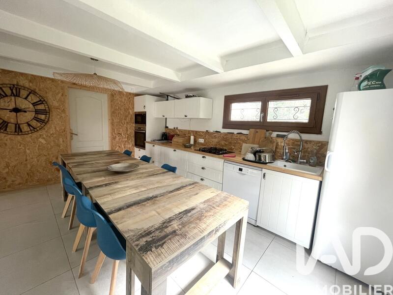 Maison - 183 m² - 7 pièces