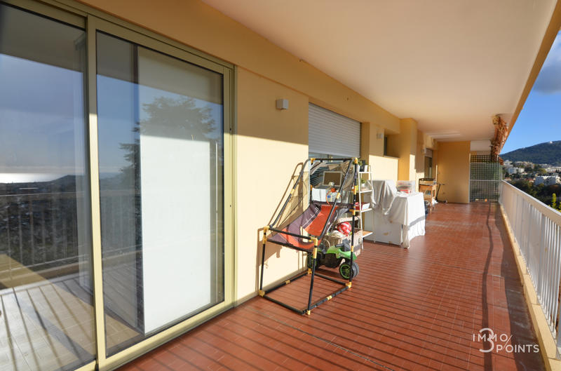 Appartement - 81 m² - 3 pièces