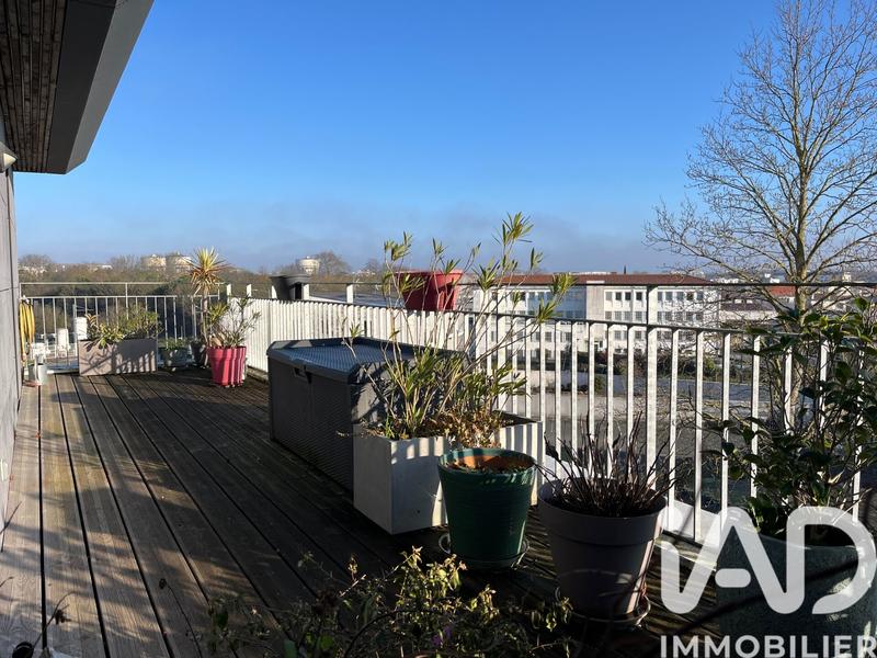 Appartement - 97 m² - 4 pièces