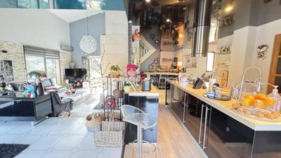 Maison d'architecte - 192 m² - 5 pièces