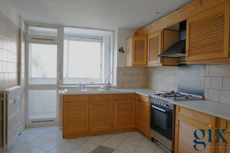 Appartement - 91 m² - 4 pièces