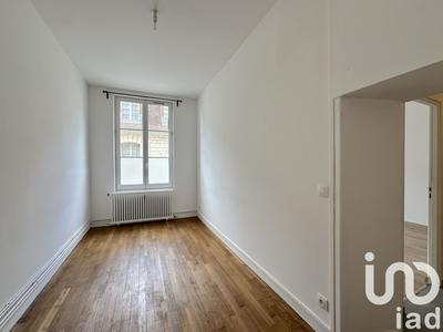 Appartement - 99 m² - 4 pièces
