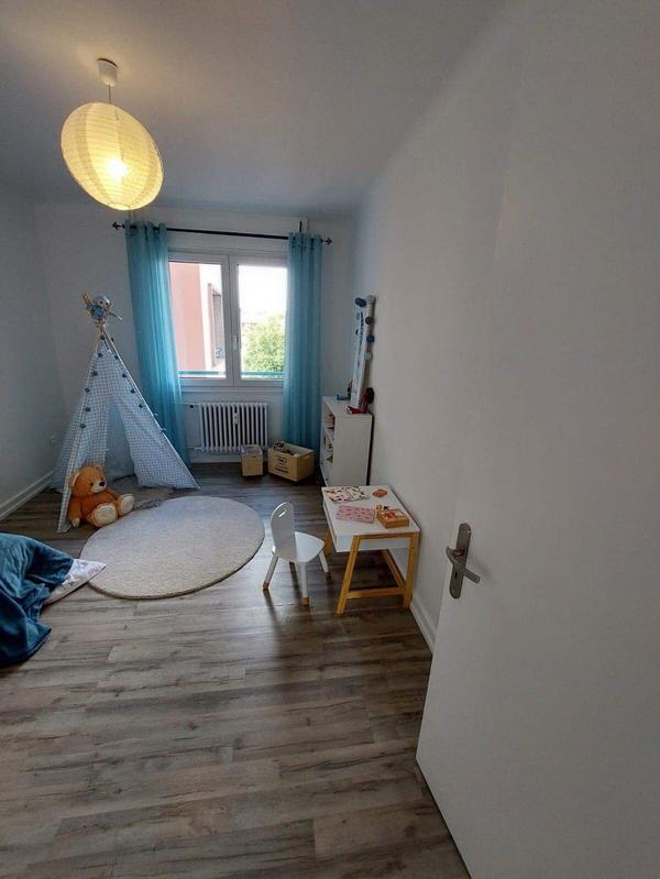 Appartement - 95 m² - 5 pièces