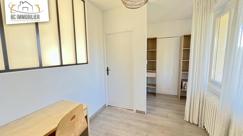 Appartement - 89 m² - 4 pièces