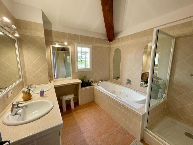 Villa - 171 m² - 4 pièces