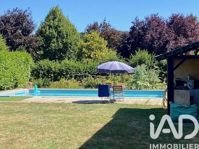 Maison de campagne - 210 m² - 6 pièces