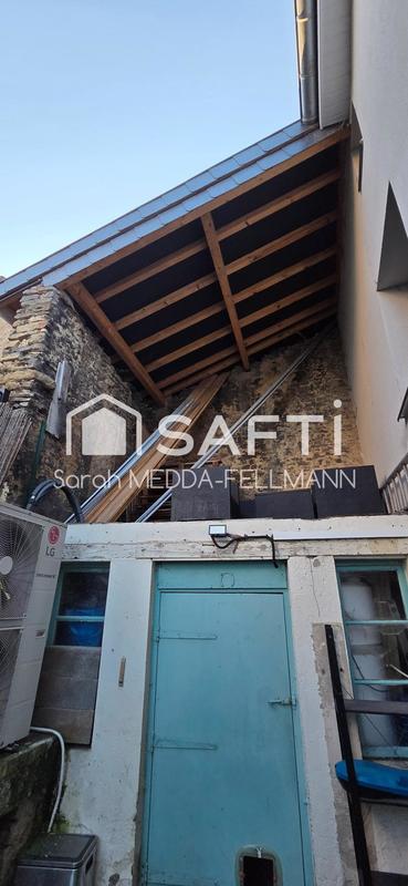 Maison - 230 m² - 7 pièces