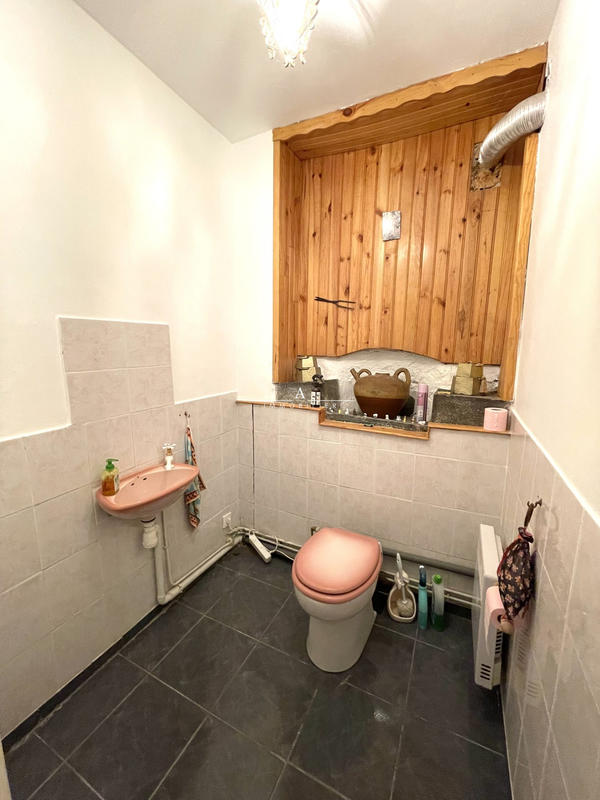 Maison ancienne - 270 m² - 6 pièces